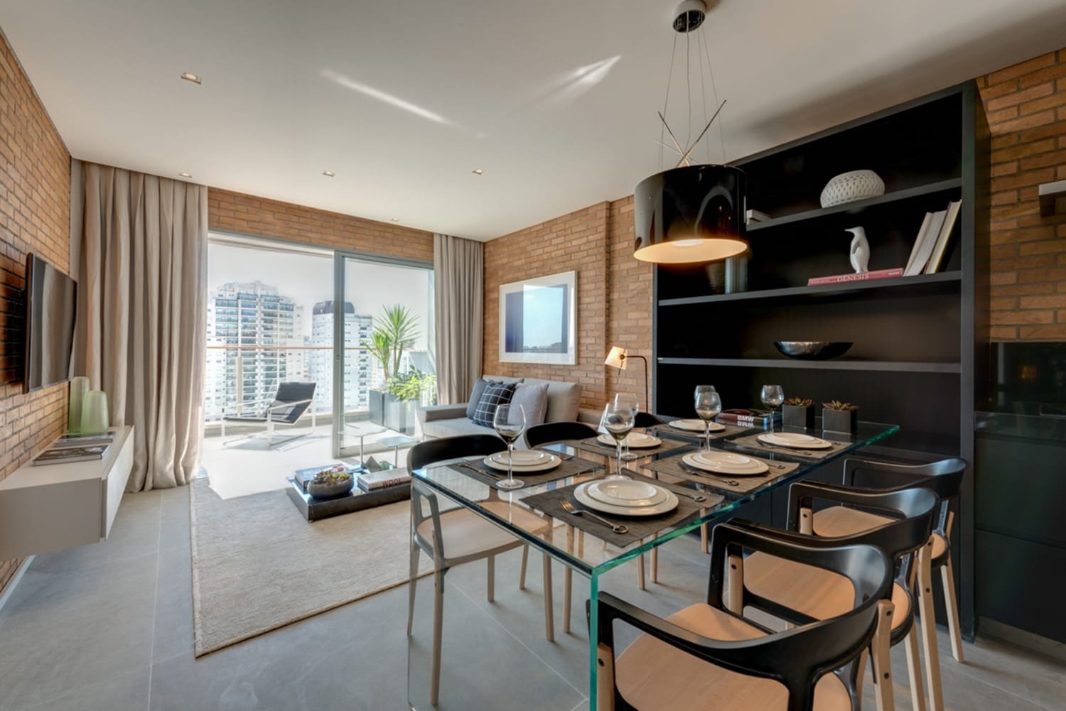 Maximizing Your ROI: The Investor’s Guide to Effective Tampa Bay Property Management