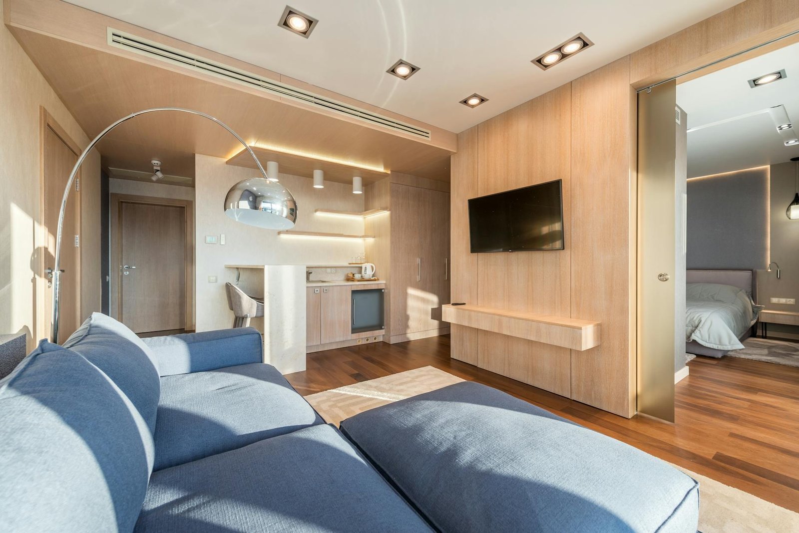 Land O’ Lakes, Florida: February 2025 – Insights for Investors and Landlords