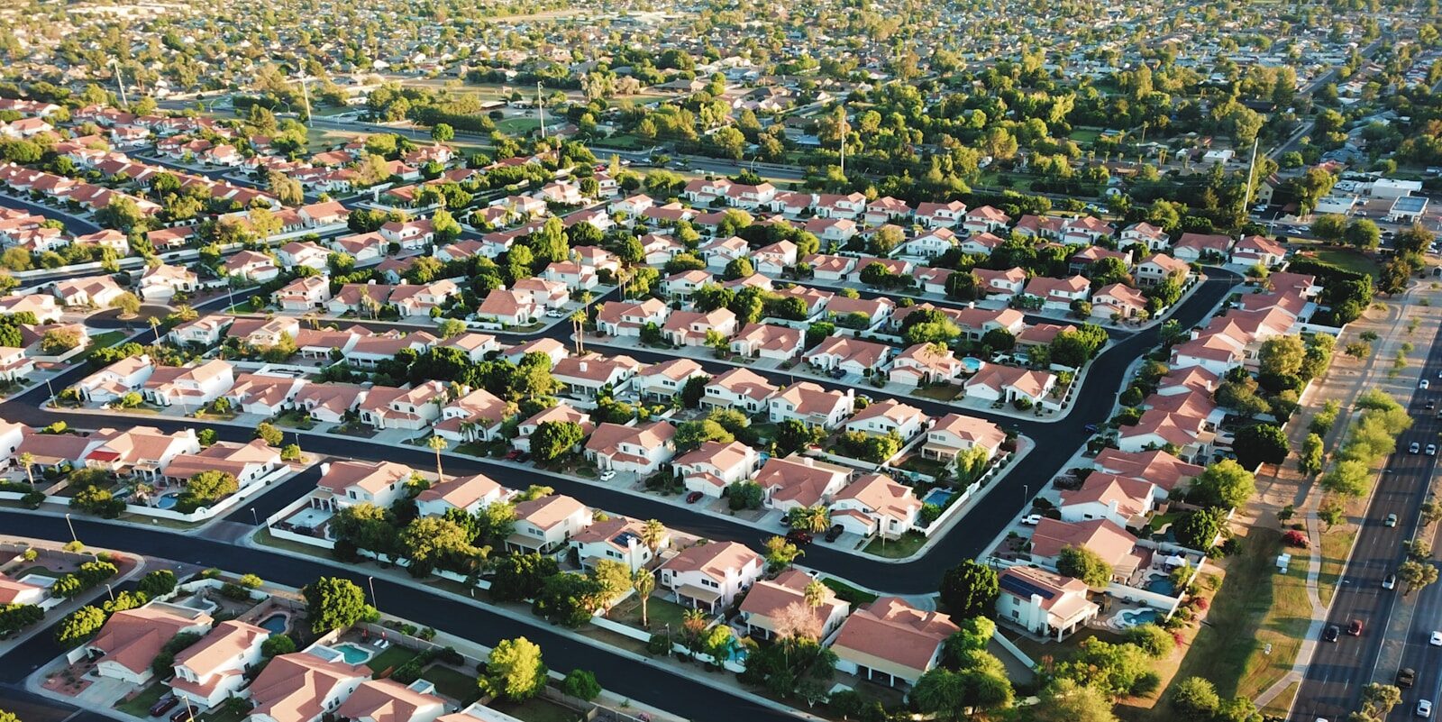 What Tampa Bay Landlords Should Track Besides Rent: Vacancy, DOM, and NOI